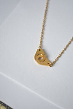 Charger l&#39;image dans la galerie, L&#39;Attache
