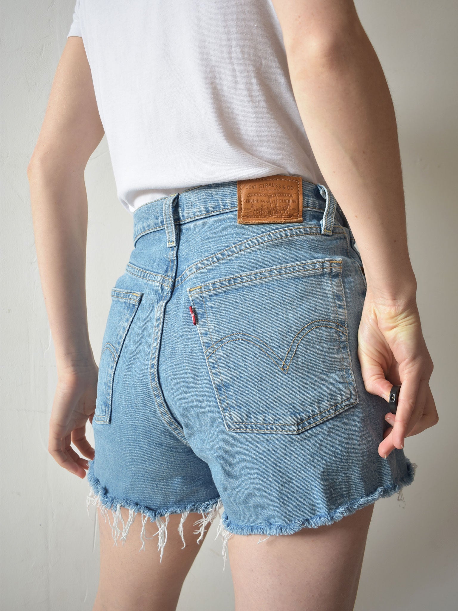 Levis Short